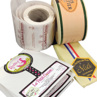 Étiquettes autocollantes en rouleaux